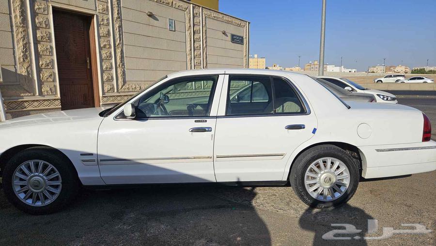 للبيع فورد قراند ماركيز 201063402052740353111