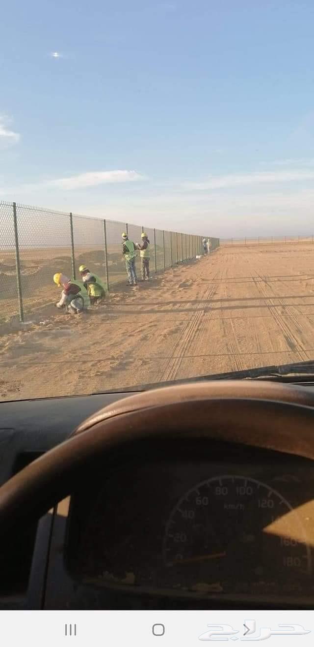 We install and work on all types of fencing in all regions of the Kingdom.63382200011778111