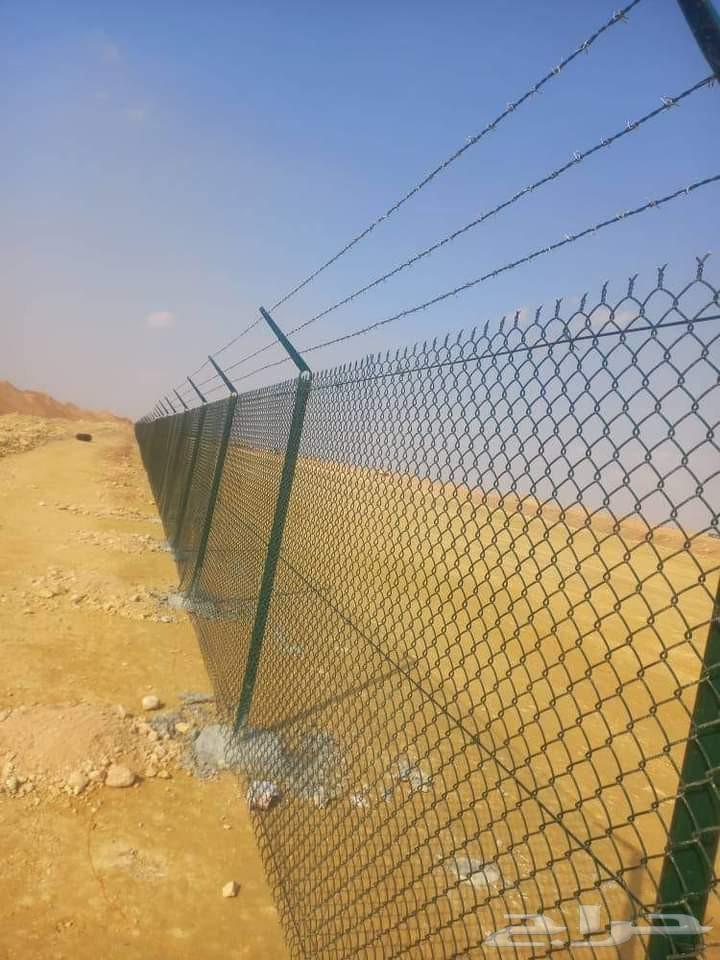 We install and work on all types of fencing in all regions of the Kingdom.63382200011778114