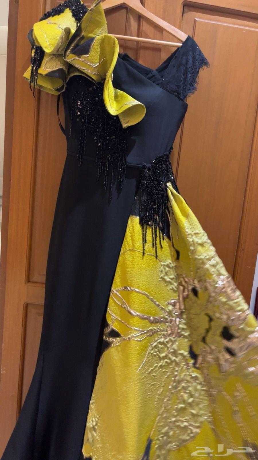 Luxurious and elegant wedding dress63396508684931113