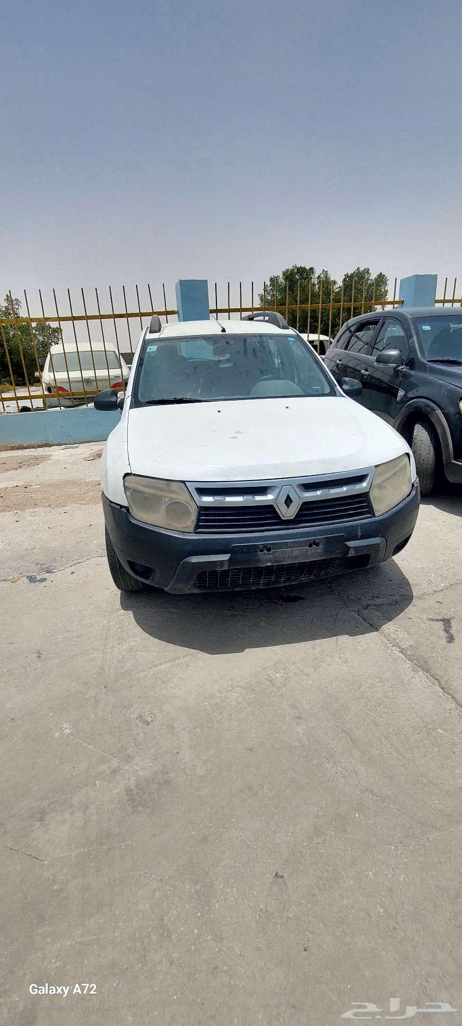 Duster duster 2014 damaged dismantled (spare parts only)63402012677250118