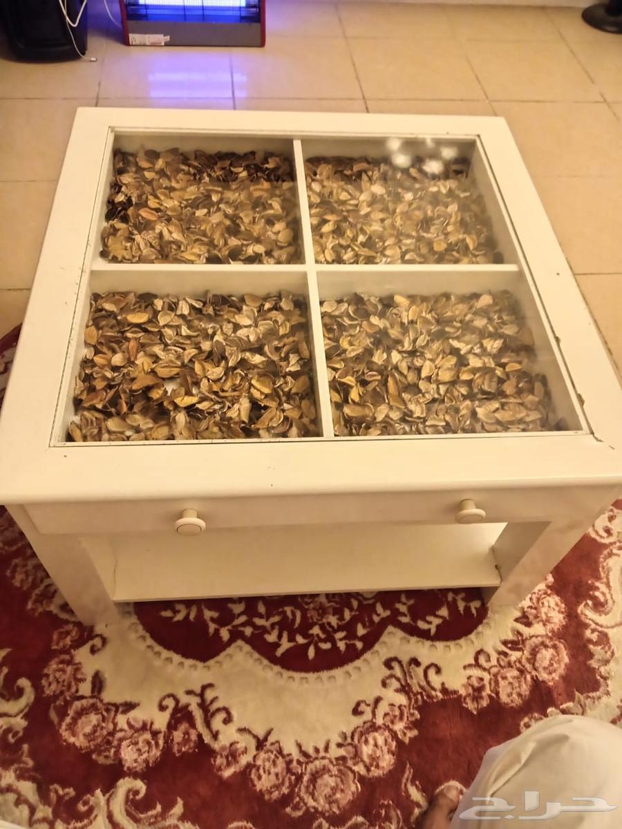 السماعه بلوتوث جديده والطاولة نظيفه حلوووه63396573598211111