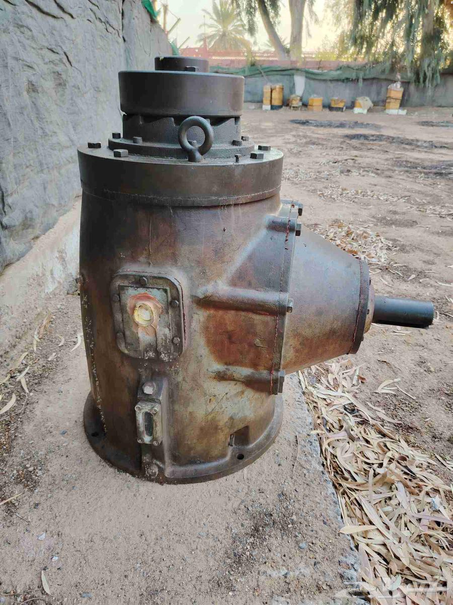 New condition gear for spray machine up for auction63808090382595110