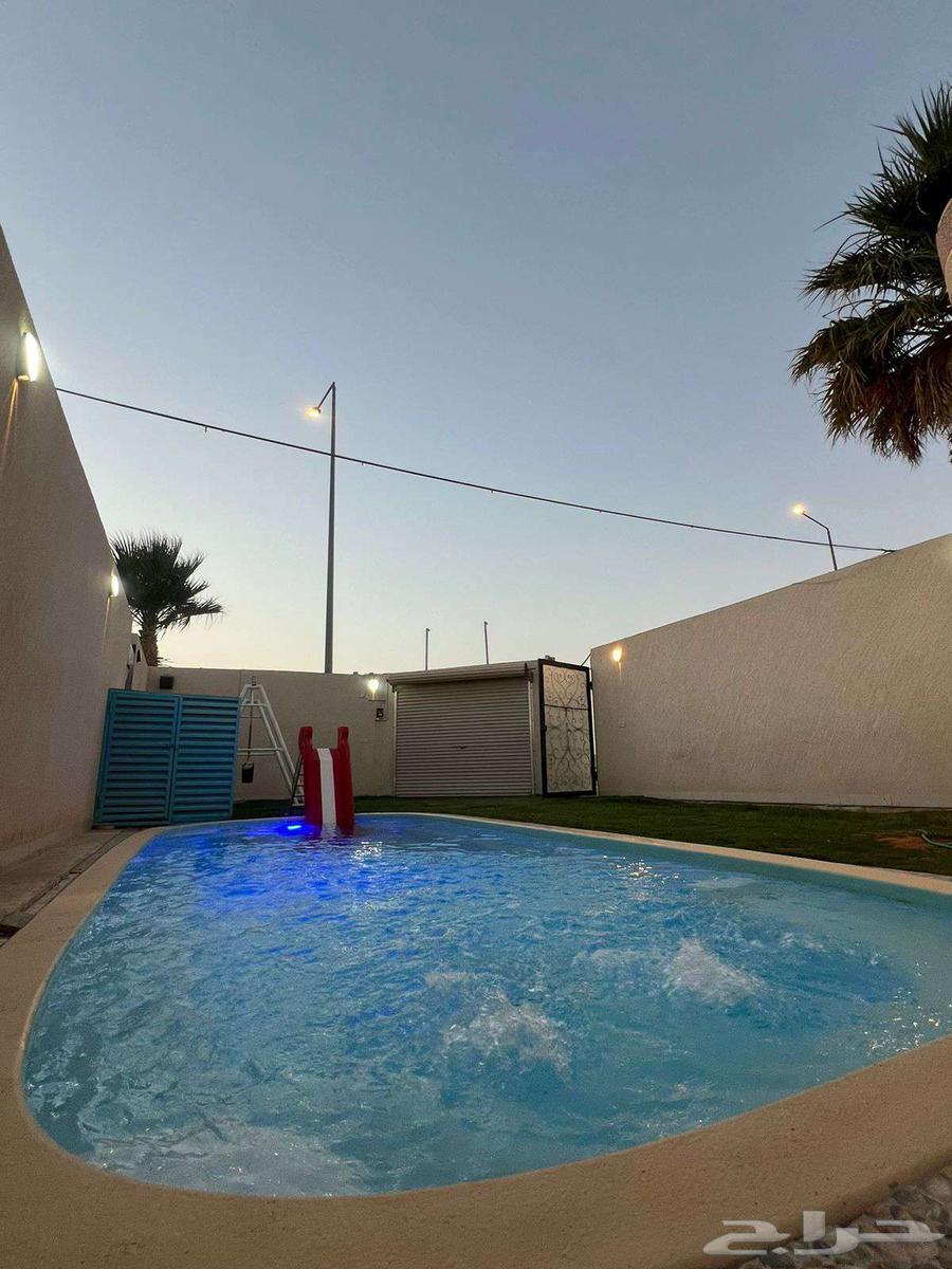 Al-Salih Al-Rimal - The pleasure of privacy and comfort63614102575489113