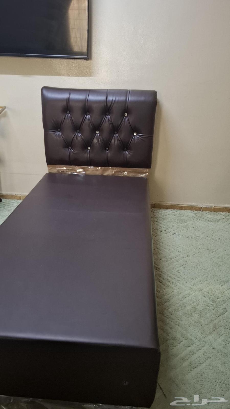 سرير نفر63394698151042111