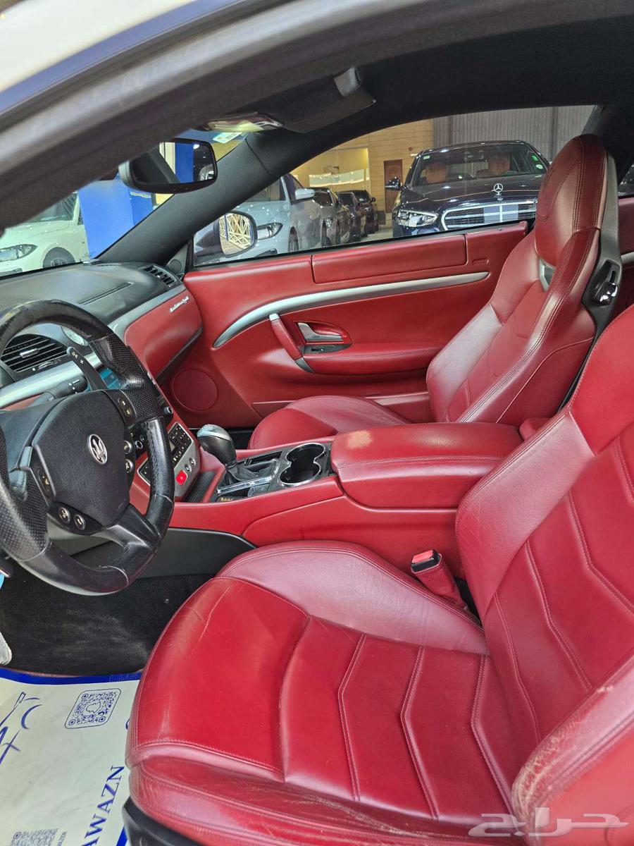 Maserati Gran Turismo 201463398178516737114