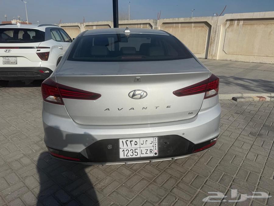 هيونداي افانتي 201963399573589761111