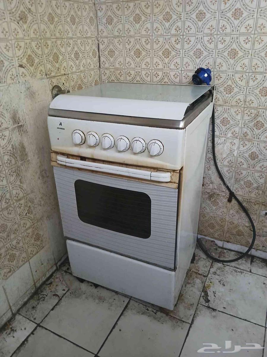 غاز اربع عيون وفرن كلة شغال. تمام التمام634029456184351117