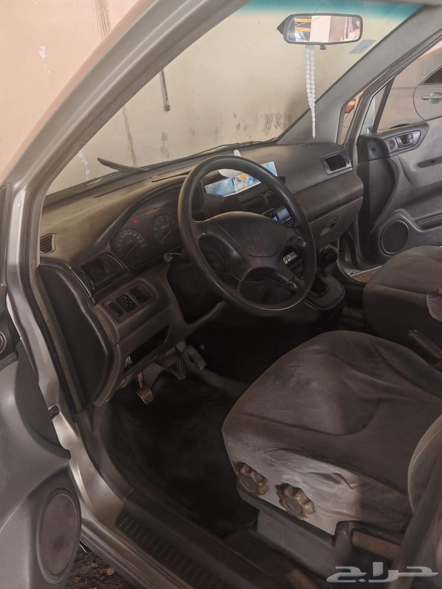 Mitsubishi 2004 model, manual transmission, inspection and insurance are all in good condition. Price 8000.63398182755842114