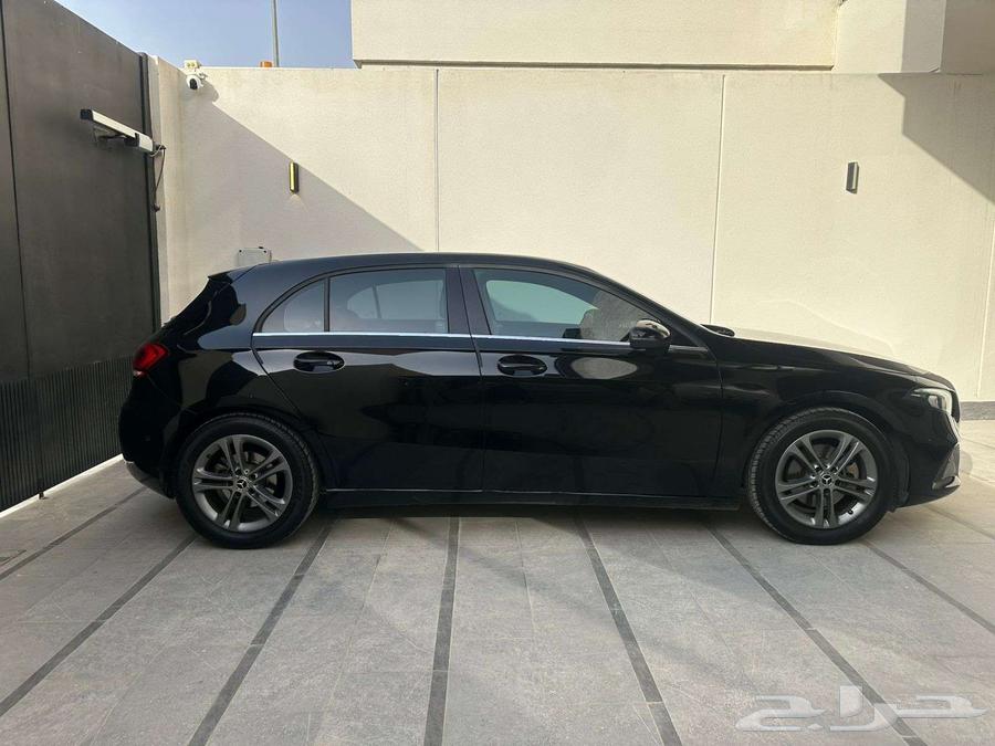 Mercedes 201963399618492930113