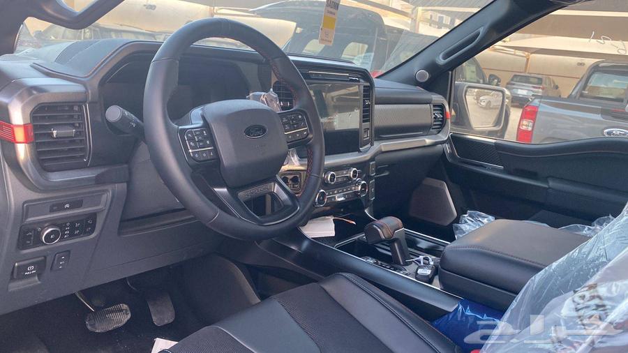 Ford F150 Raptor with 37 package63399576560513114