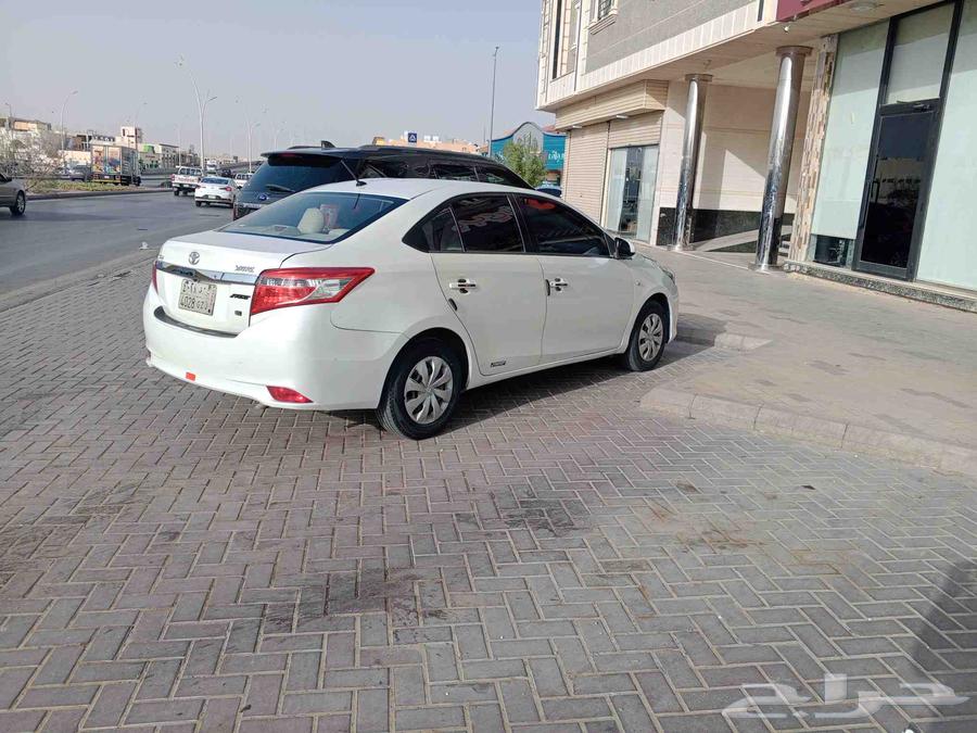 تويوتا يارس 201663398168195971112