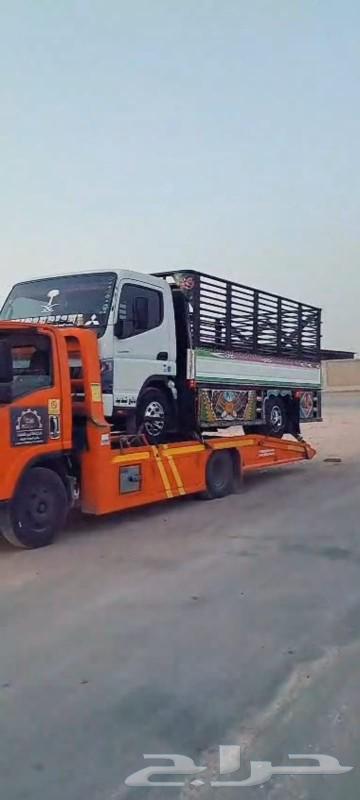 السطح المُضاء للمدينة للنقل الداخلي والخارجي للسيارات633800260473631119