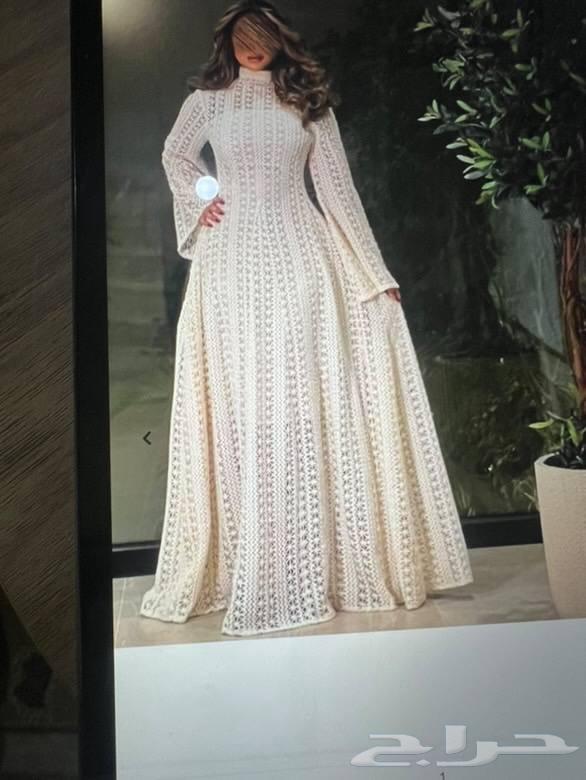 A new dress63394699653505113
