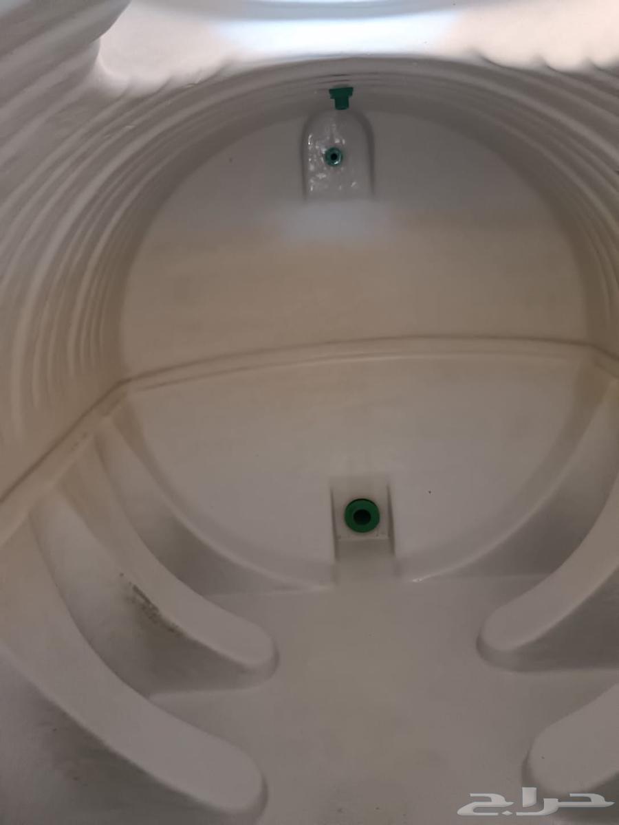 Water tank cleaning, washing tanks, tank and roof insulation63380954096385114