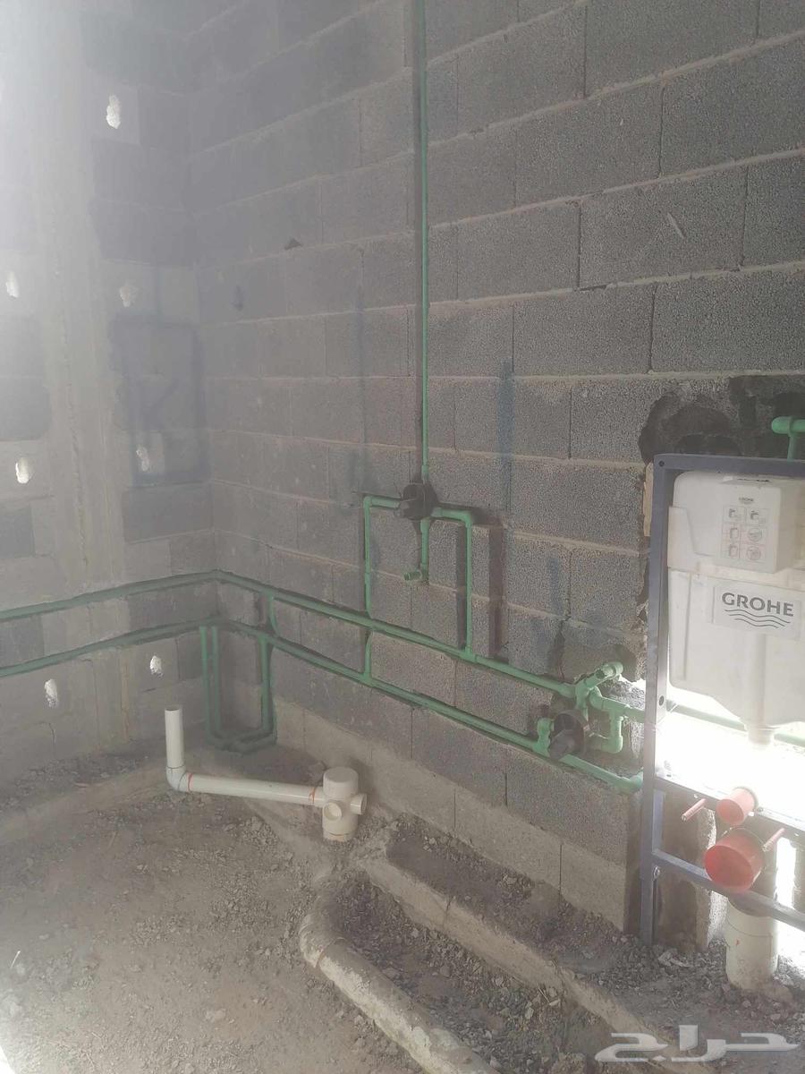 Contractor for building demolition and renovation, cutting with explosives, plastering, electricity, and plumbing.63380953917057112