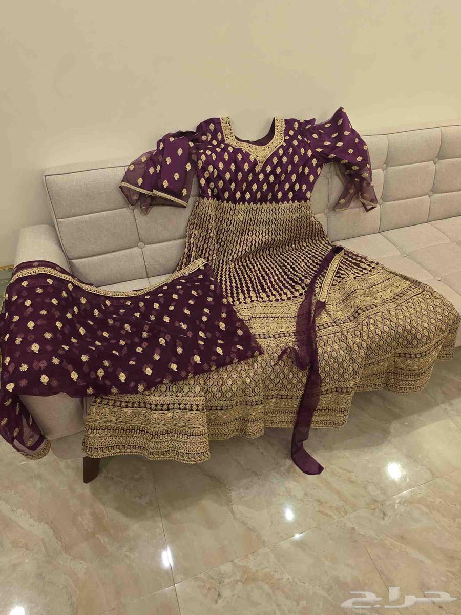 Wearing Indian clothes633889760766751110