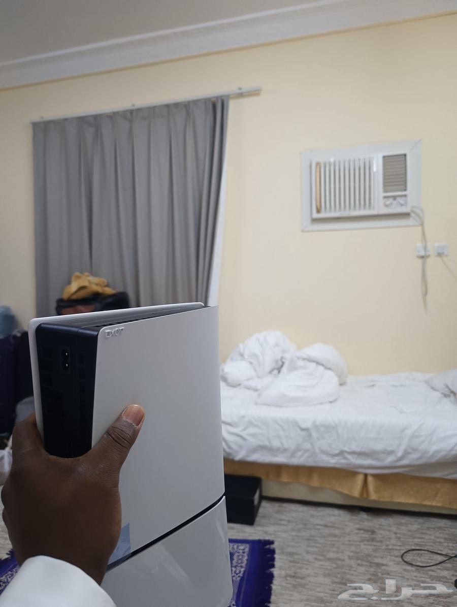 نسخة دولية من PS5 Slim مستعملة لمدة شهر مع لعبة FIFA 202563391215892993111