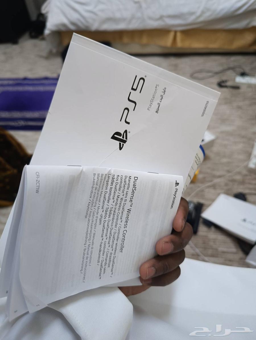 نسخة دولية من PS5 Slim مستعملة لمدة شهر مع لعبة FIFA 202563391215892993112