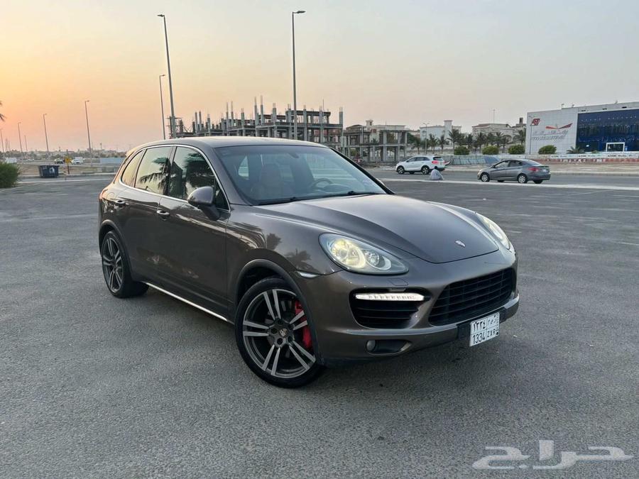 Porsche Cayenne Turbo 2012 fully loaded63396392164737112
