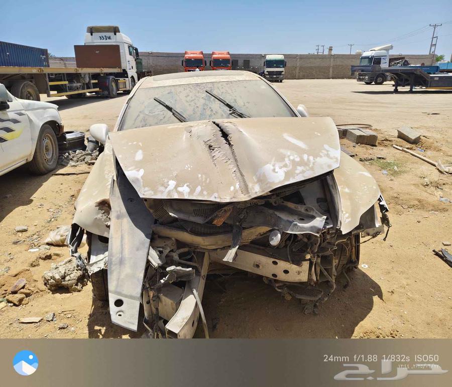 لكزس LS460 موديل 2009 ممشى 150 الف ميل صدمة في الواجهة الام63394543076610113