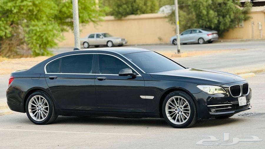 بي ام 2013 نضيف63396418856066112