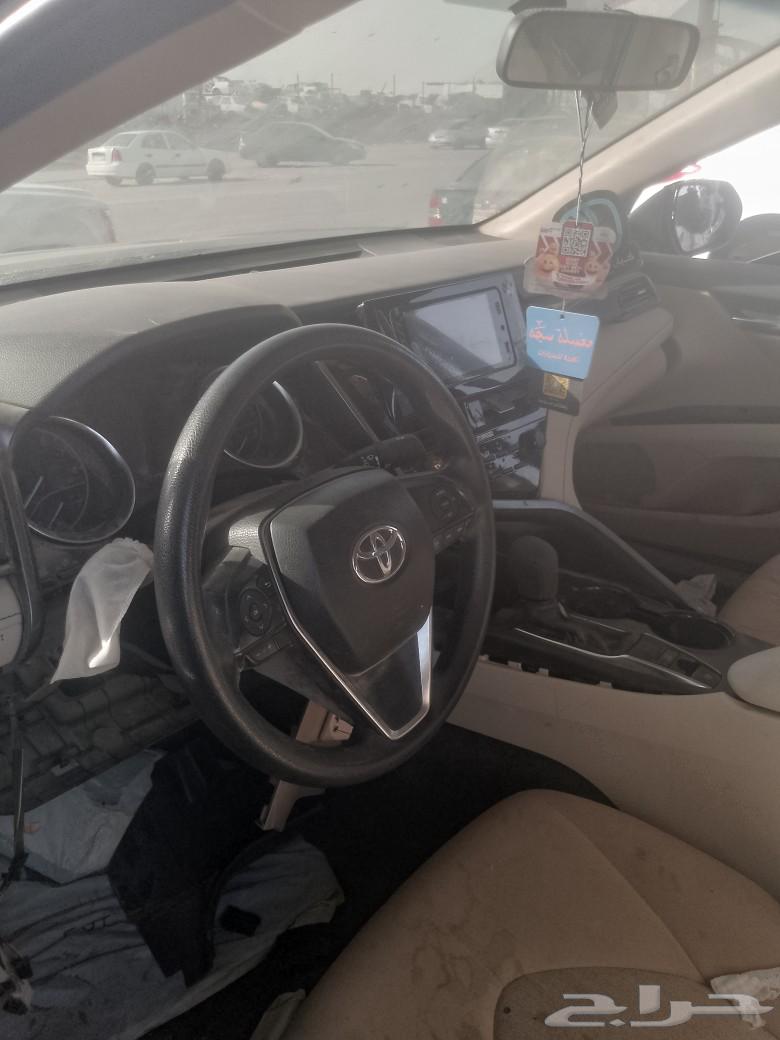 تيوتا كامري قطع غيار فقط فقط63396421469953113