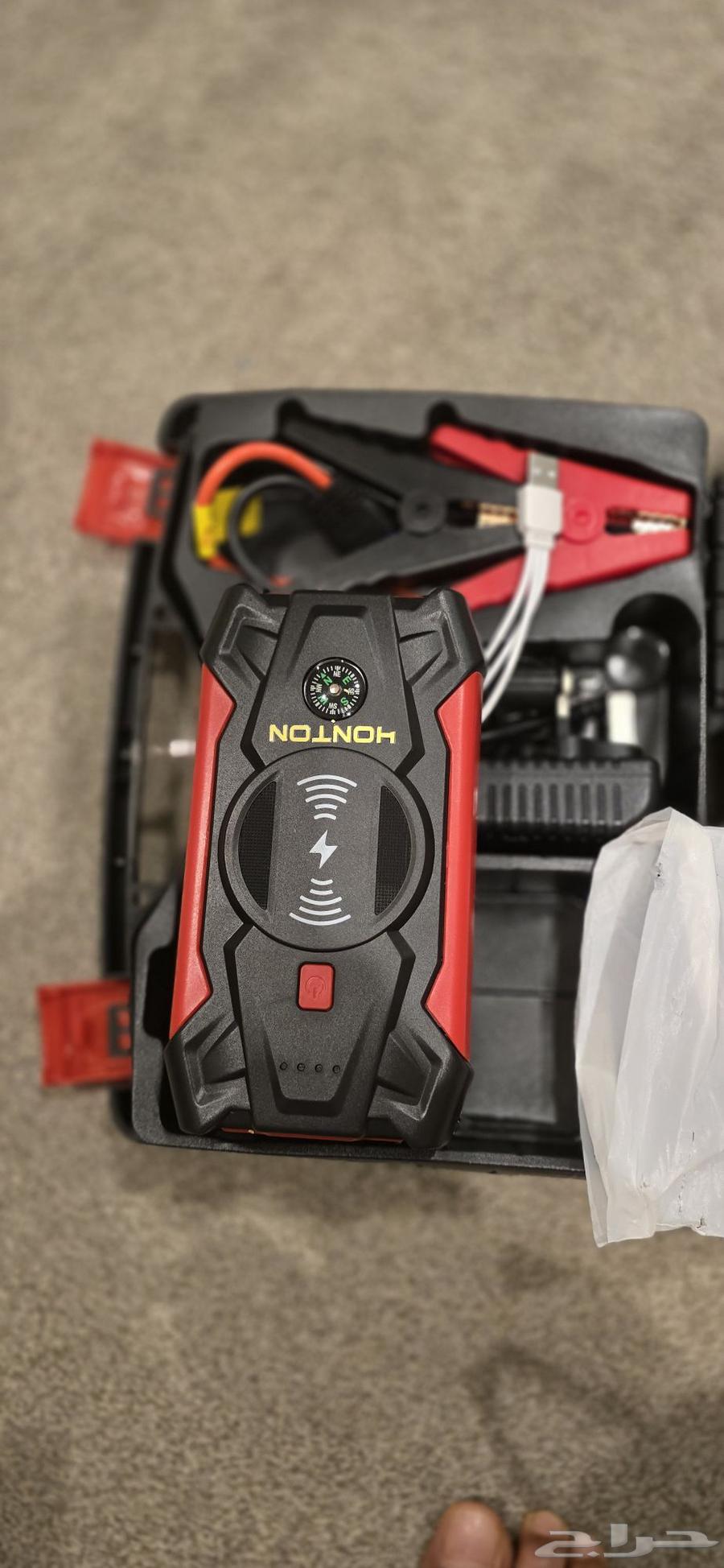 Car charger with accessories63389965368065111