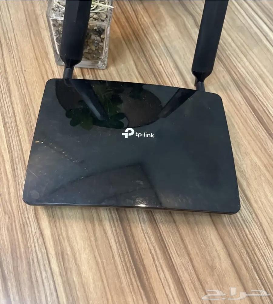 راوتر شريحه من شركة TP-LINK اغراضه كامله بدون الكرتون63387668883714113