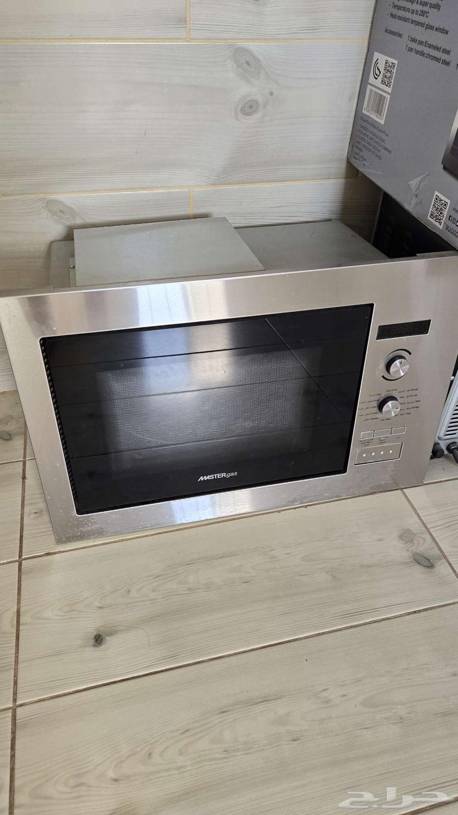 For sale: Italian Mastergaz microwave and Nikai electric oven63388060734466111
