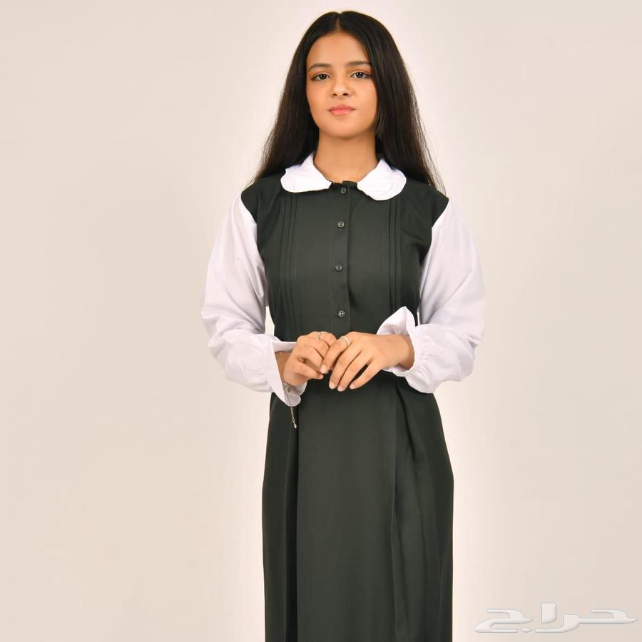 School apron for elementary, middle, and secondary levels. Choose any style you like and enjoy.63388785671298113