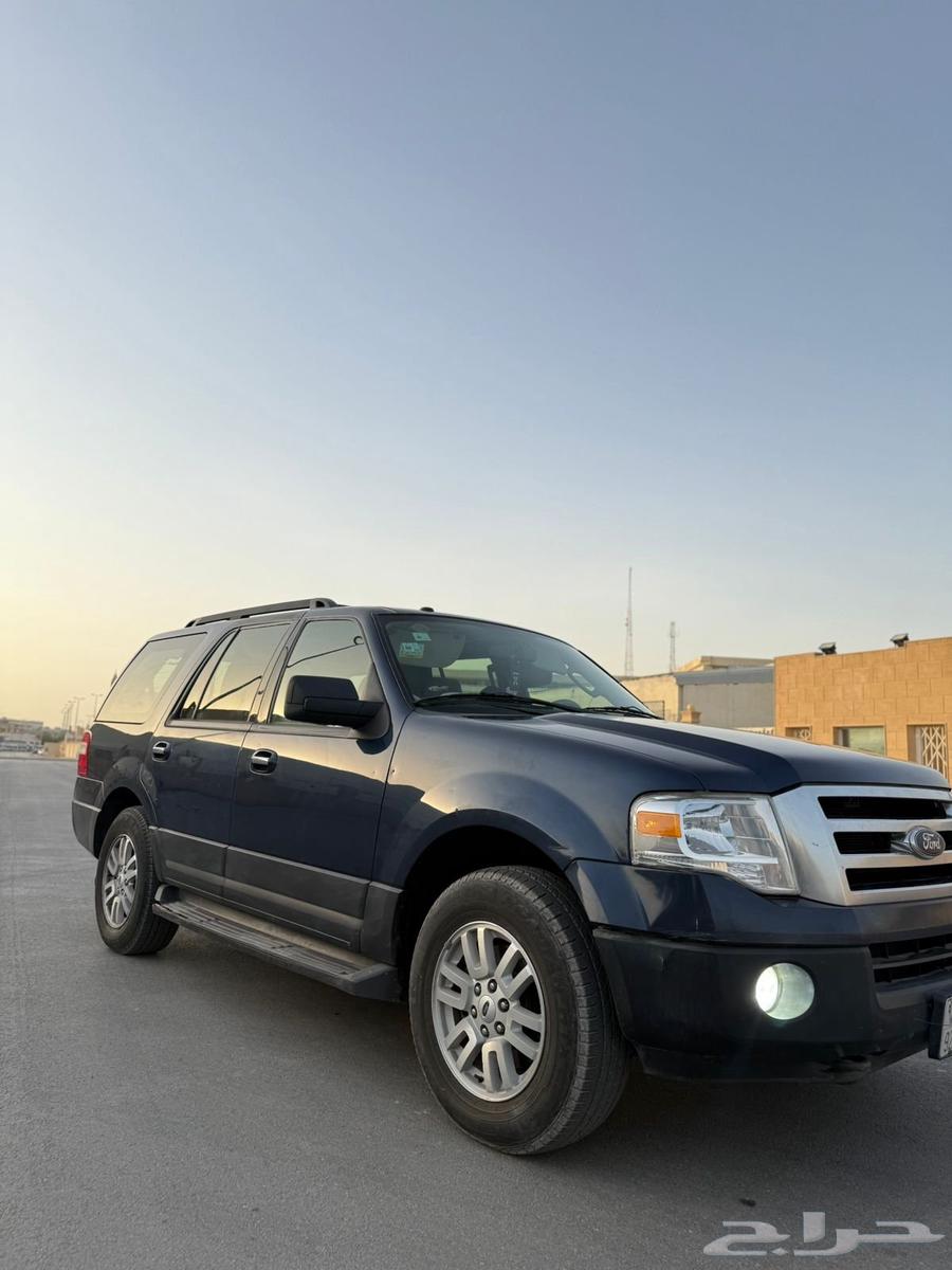 Ford Expedition 2014 model, no issues, running smoothly, close to 300,000.63381063197569114