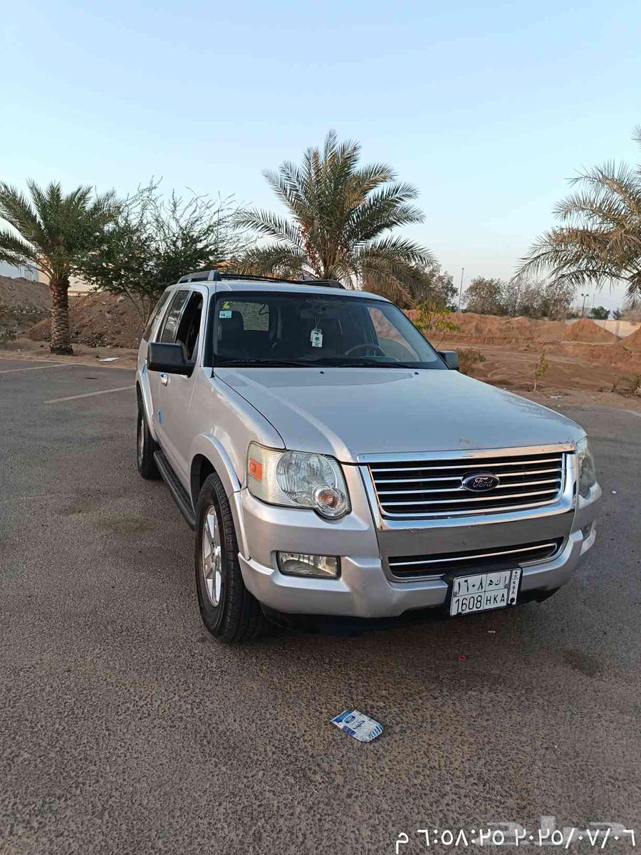 Ford Explorer bag, inspected and renewed, new tires, body and interior like new, clean.63389626160129113