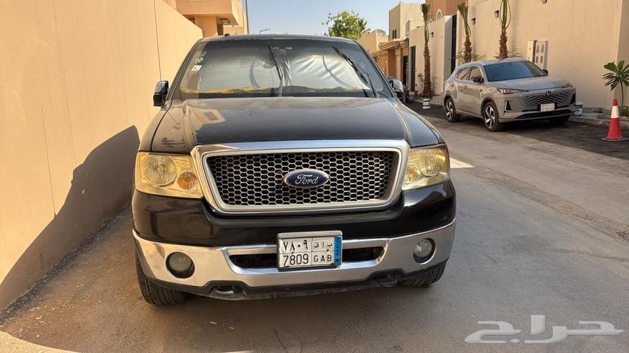 للبيع فورد F150 موديل 200763390921362562111