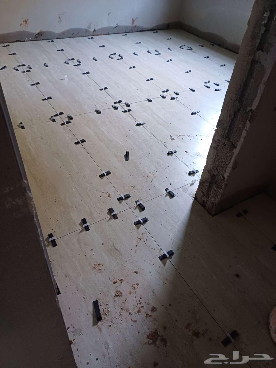 Ceramic tile layer63381795088385114