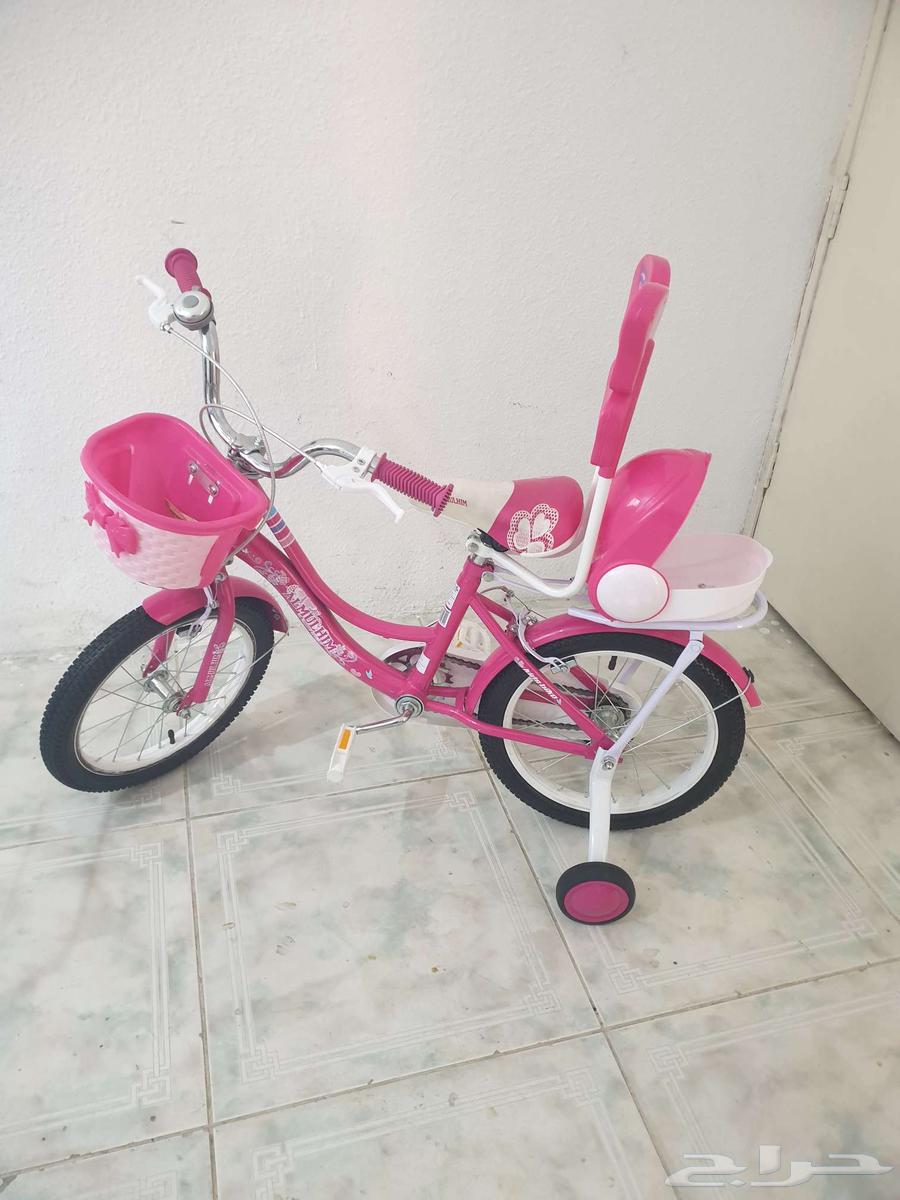 My daughter's bike is size 16, almost new63387851278850111