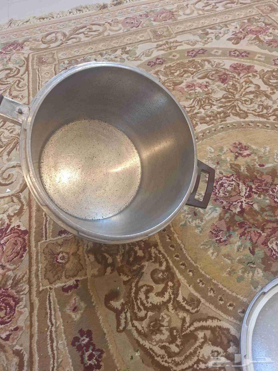Almost new turbo muffler pressure cooker, the requested price is non-negotiable63387981020290112