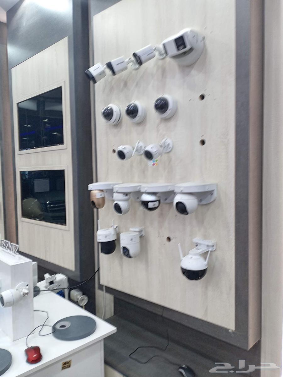 High-quality surveillance cameras with audio and video63440185530242111