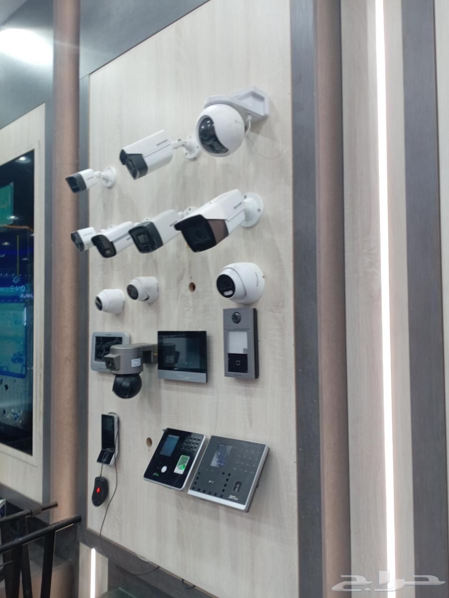 High-quality surveillance cameras with audio and video63440185530242112