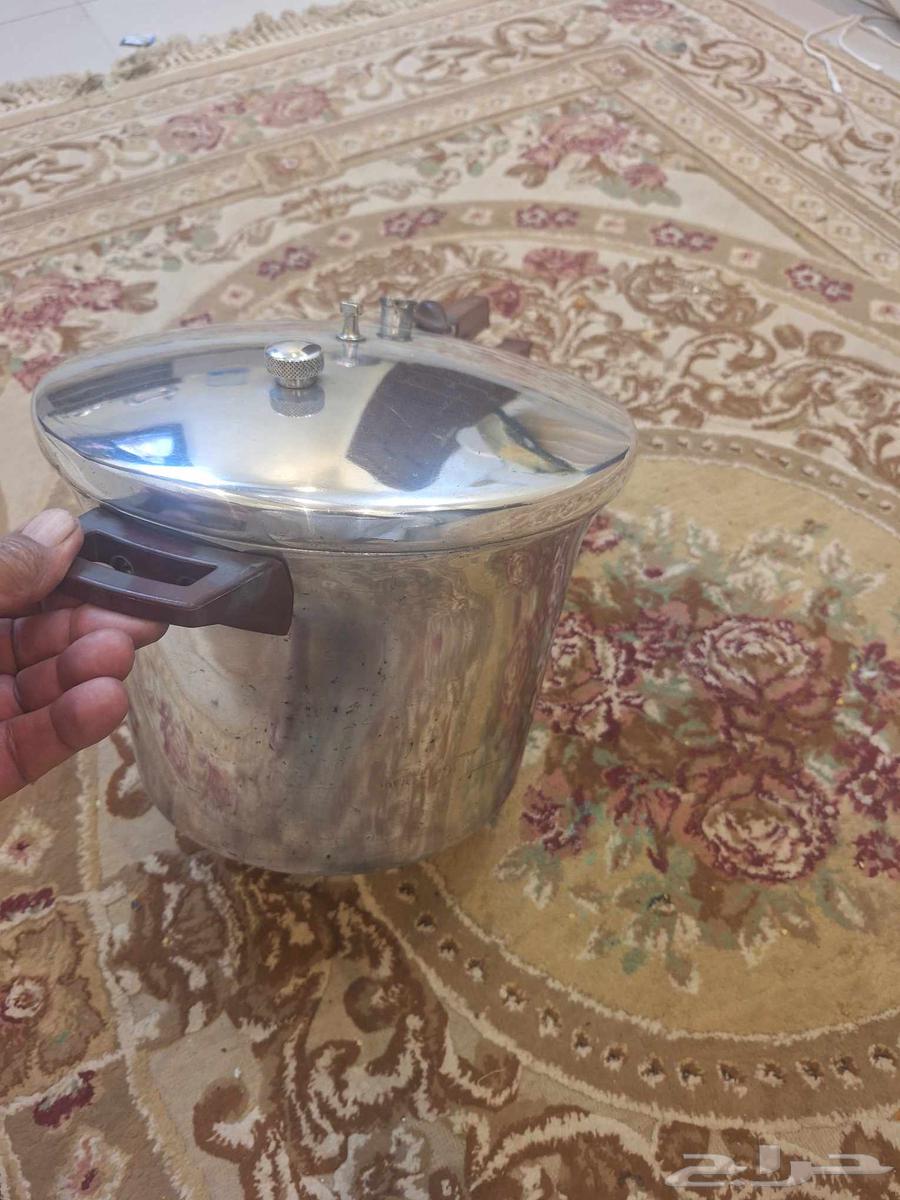 Almost new turbo muffler pressure cooker, the requested price is non-negotiable63387981020290114