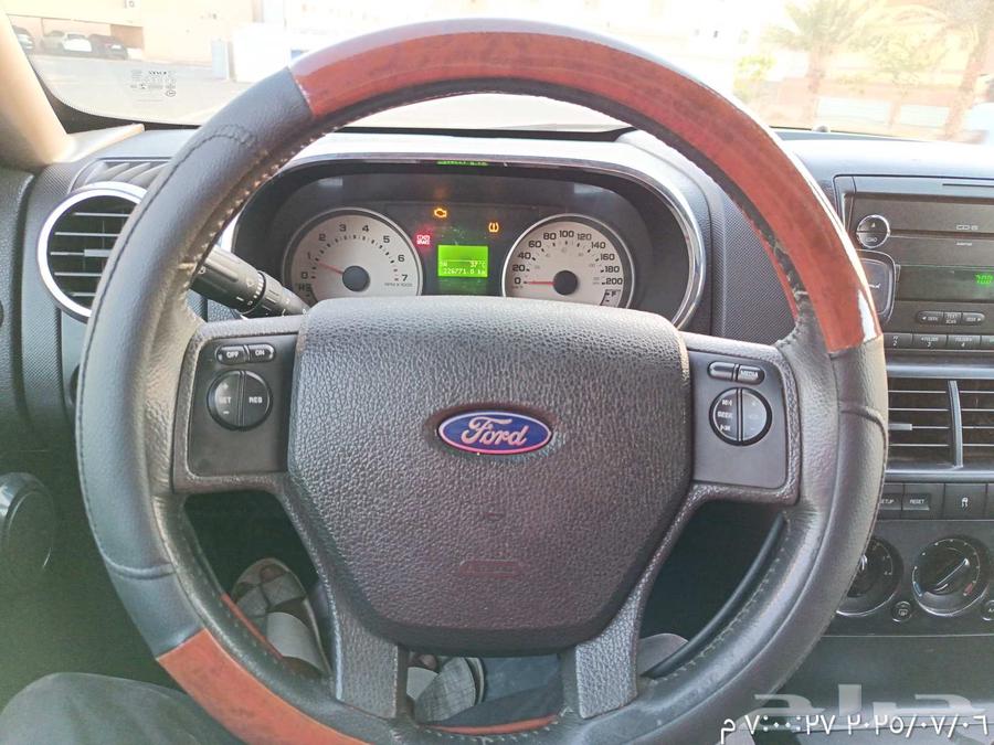 Ford Explorer bag, inspected and renewed, new tires, body and interior like new, clean.63389626160129114