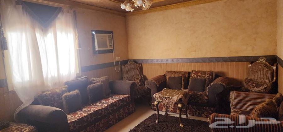طقمين كنب ودولاب ابيض كبير وانبوبتين غاز633880607484171122