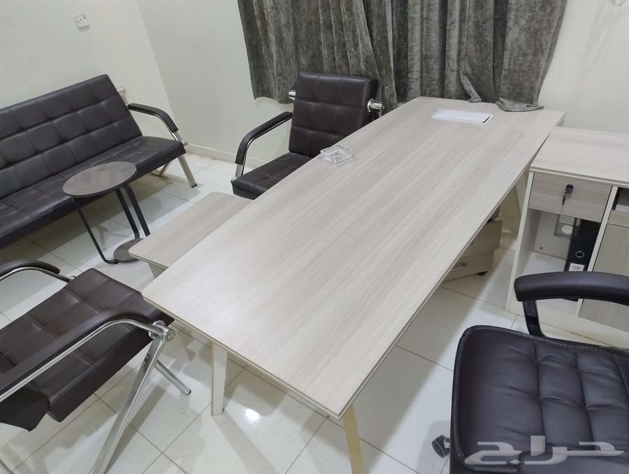 اثات مكتبي جاهز للبيع63387617304705114