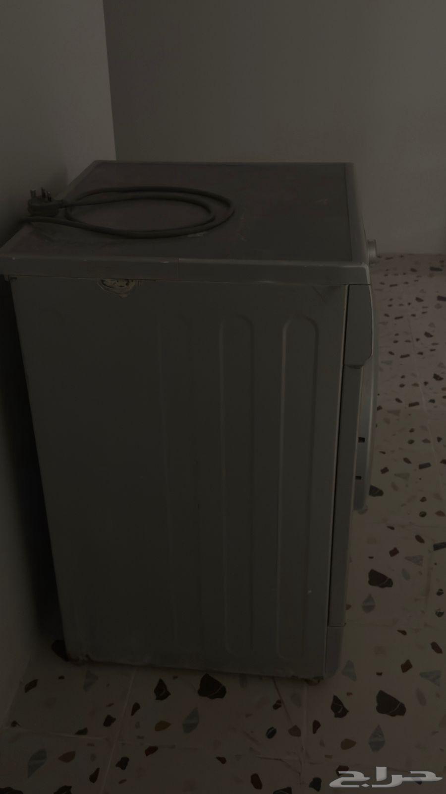 غساله ال جي LG استعمال خفيف ماشاءالله نظيفه للبيع للتواصل63388705123971112