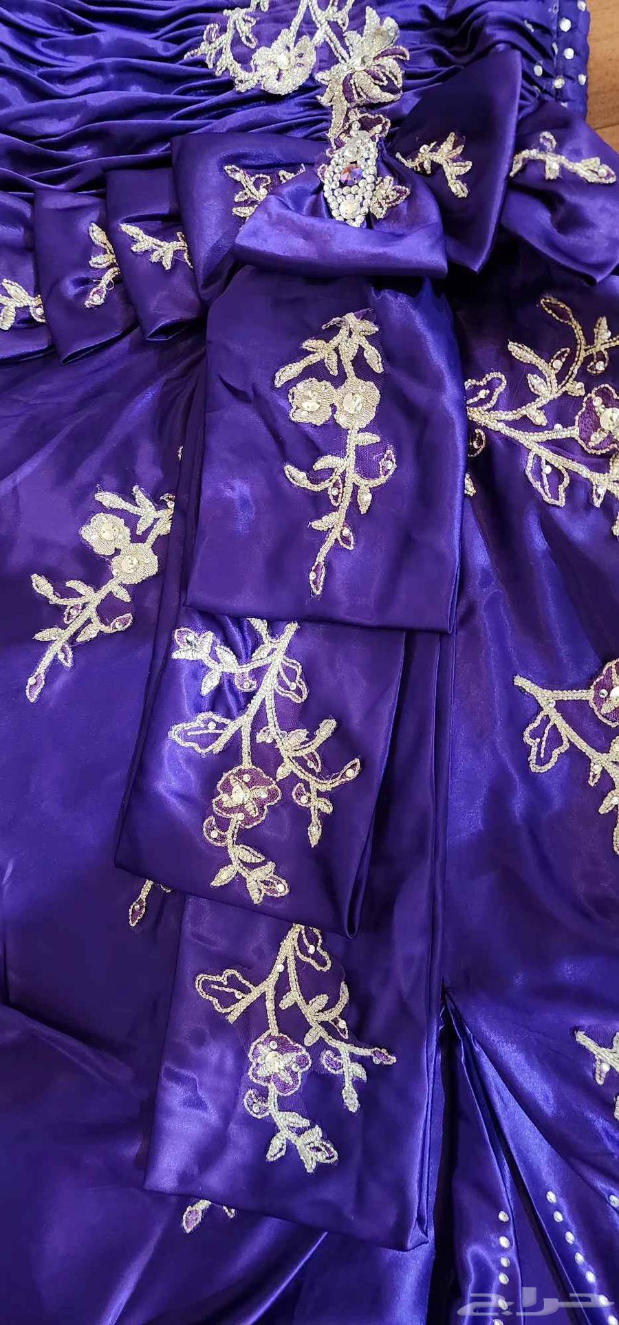 فستان ملكه تم ارتدائه مره واحده63388788190082113
