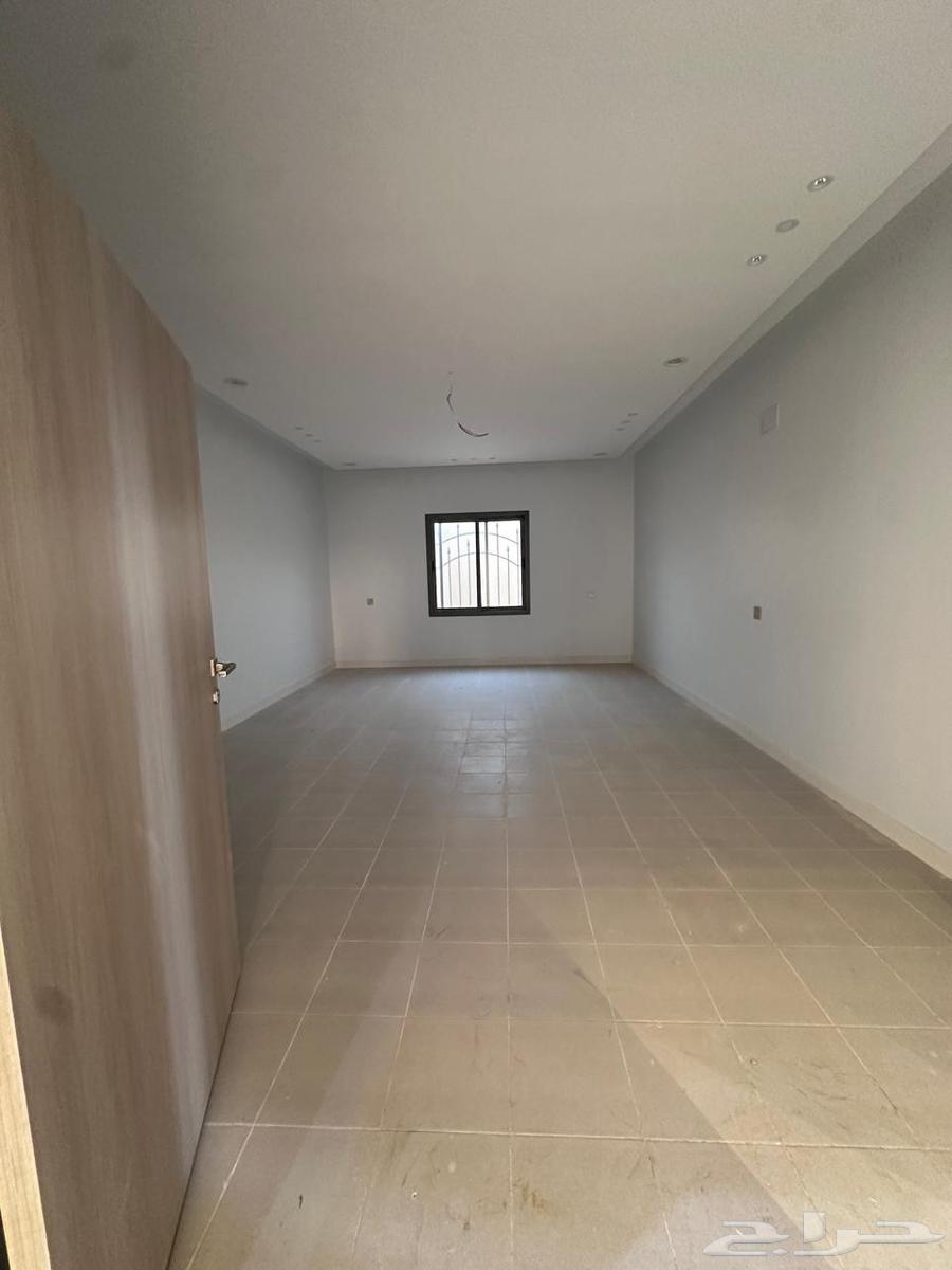 For sale: a house in Namas63381116937859113