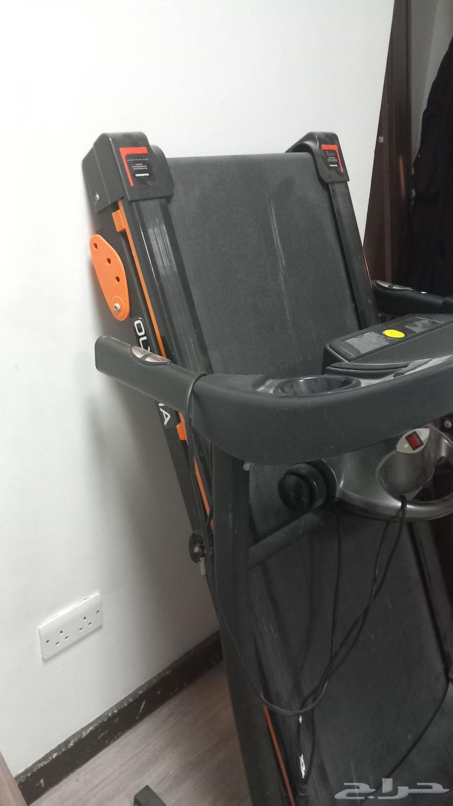 Used treadmill device63383907704066112