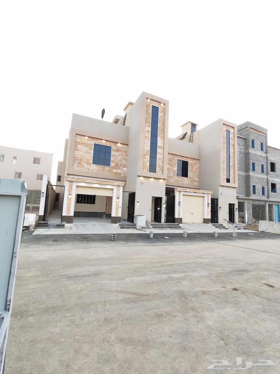 للبيع دور ارضي حي اليرموك خميس مشيط تصميم ممتاز تشطيب vip63381118276994111
