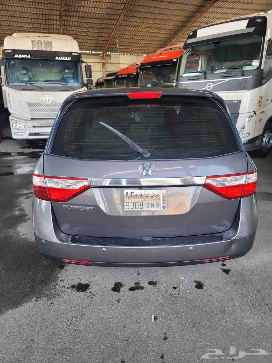 Honda Odyssey 2012 Gray - Equipped with a wheelchair for the elderly63386903355779113