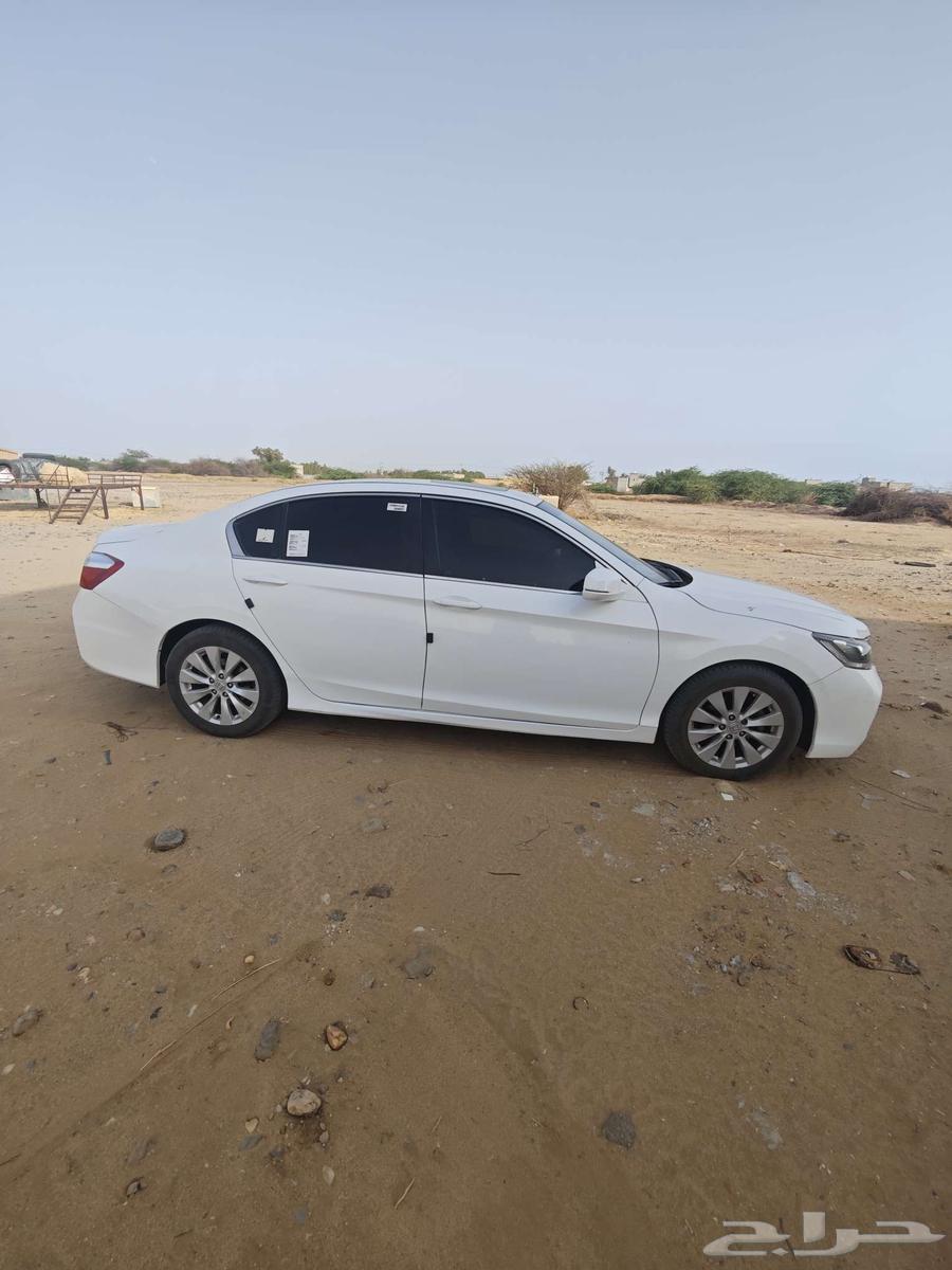 Honda Accord 2015, mileage 201,993, well-maintained, timing belt replaced, transmission checked, serious inquiries only63385988228994114